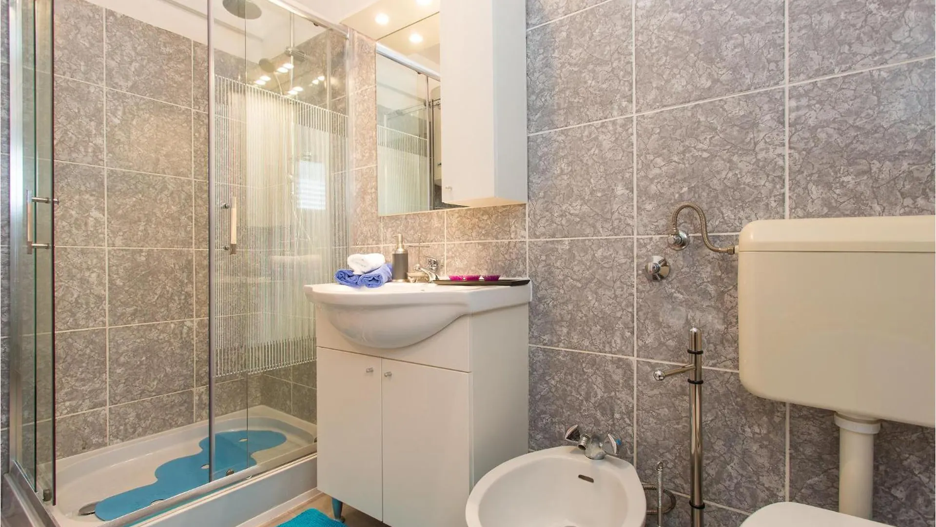 Stunning Home In Klimno With Kitchen 0*,  קרואטיה